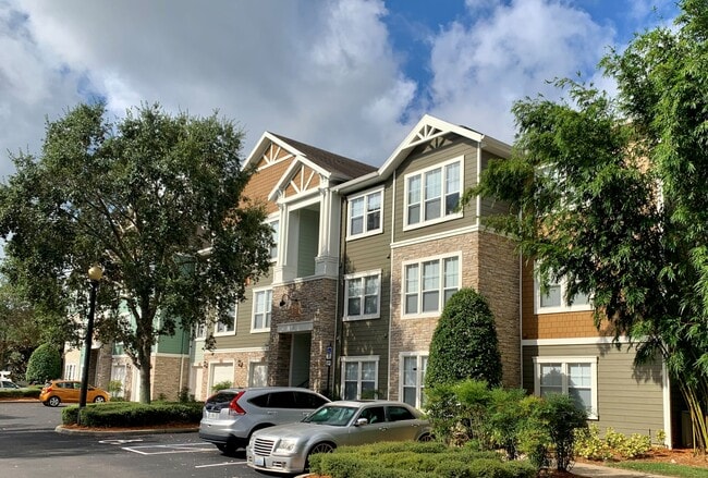 Apartamentos modernos y sofisticados - Coventry Park Apartments