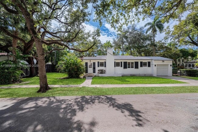 Photo - 1790 Wa Kee Na Dr