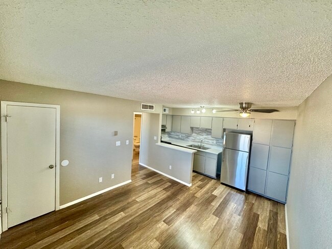 1 BR 1 BA Living Room - Southview