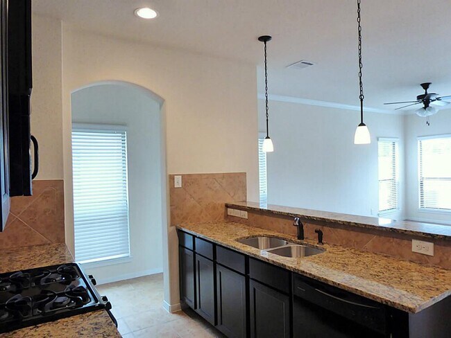 Photo - 16003 Thornbill Ln
