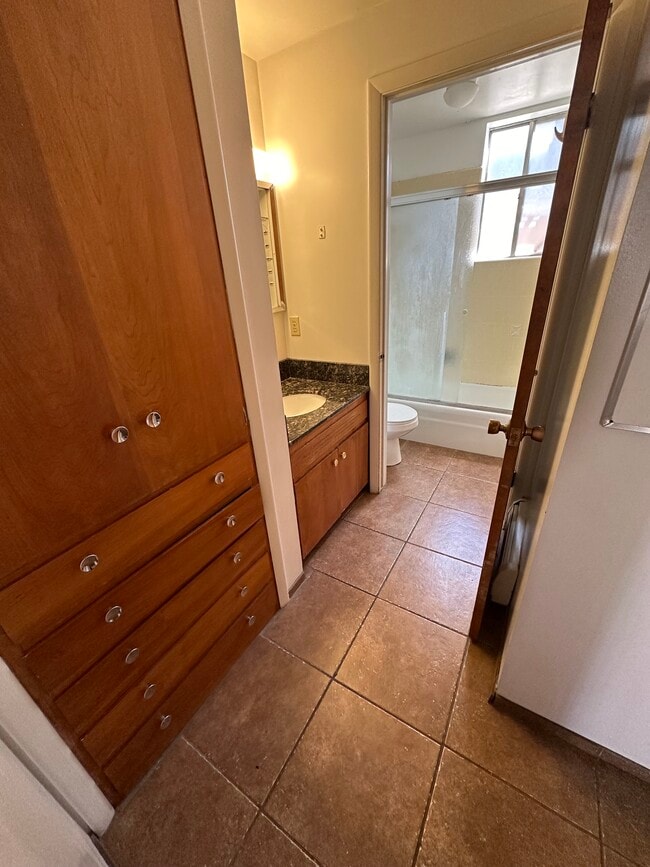 Photo - Pinnacle Apartments