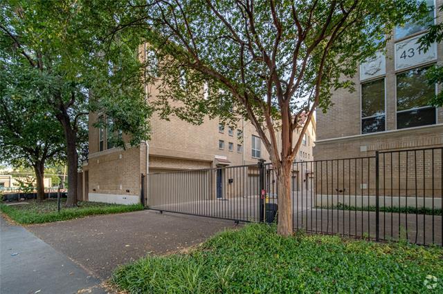 Building Photo - 4317 Cedar Springs Rd Unit A Rental