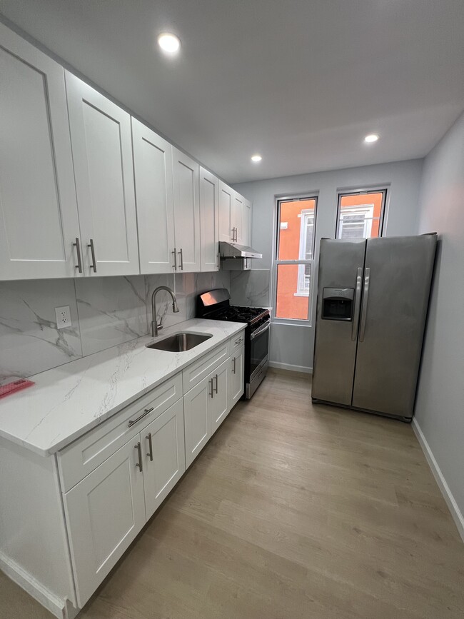 Photo - 3258 86th St