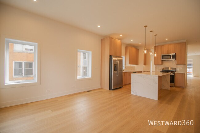 Photo - 2042 W Washington Blvd Unit #1E