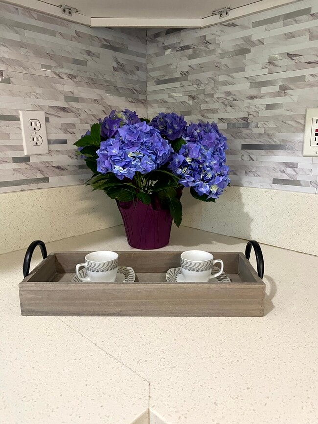 Photo - 7602 Lexington Ave Unit 12