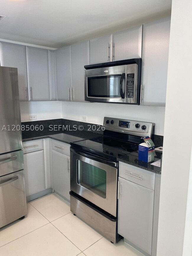 Photo - 1861 NW S River Dr Unit 802
