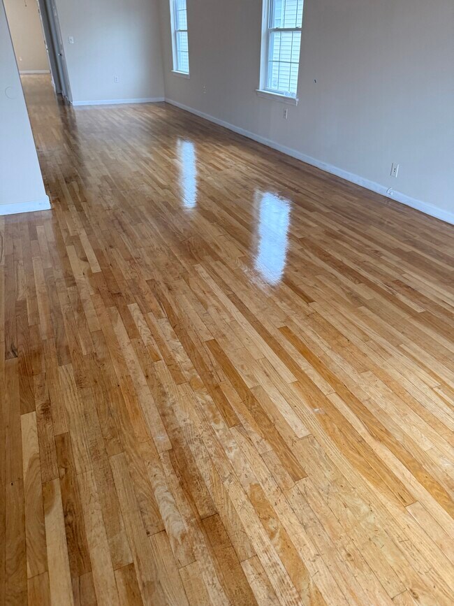 Open living & Dinning - 523 Lidgerwood Ave Unit Elmora