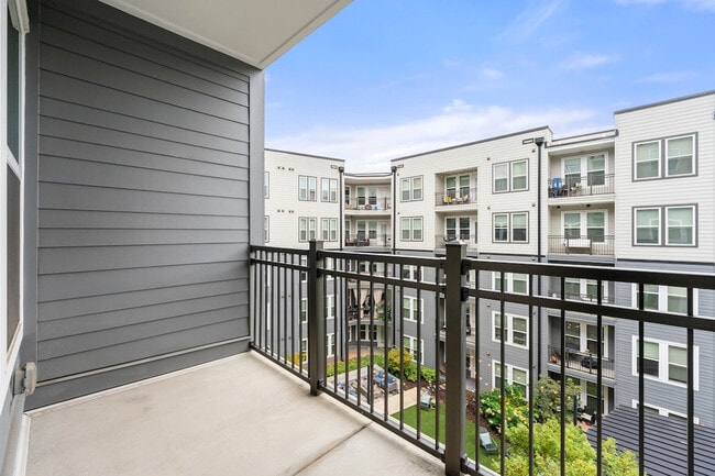 Photo - 230 Bill Kennedy Wy SE Unidad SI ID1351862P