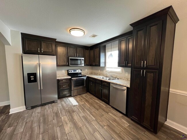 Photo - 114 Tahoe Ln