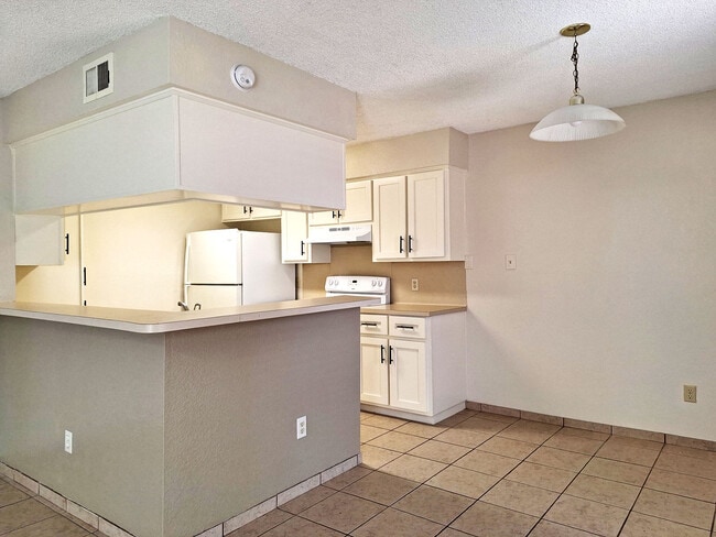 4701 N 11th St Unidad 2
