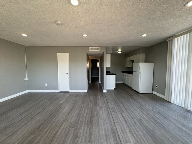 Photo - 1089 E Desert Inn Rd Condo Unit 1