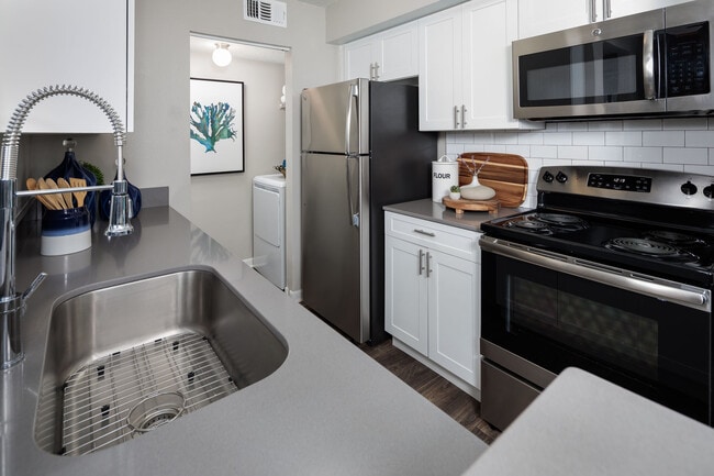 Photo - Onyx Winter Park