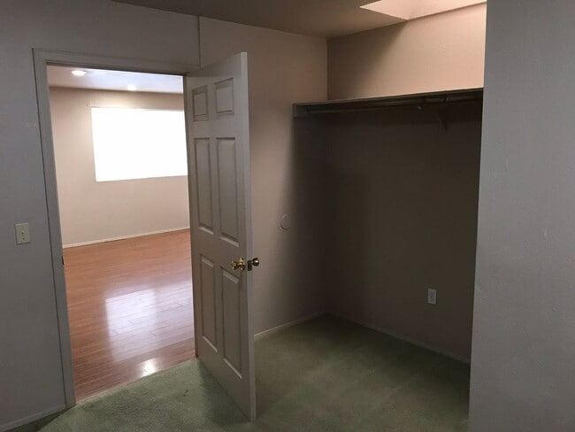 Photo - 2802-2802 NW Highland Ave Unit 2800