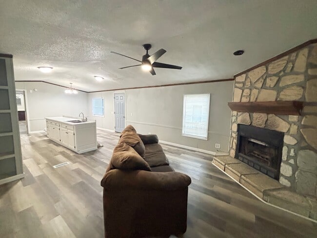 Photo - 7013 Timber Ridge N