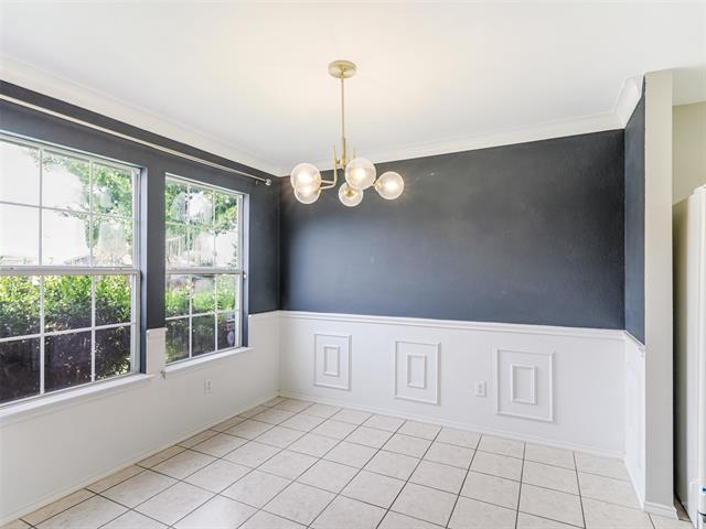 Photo - 1637 Elm St
