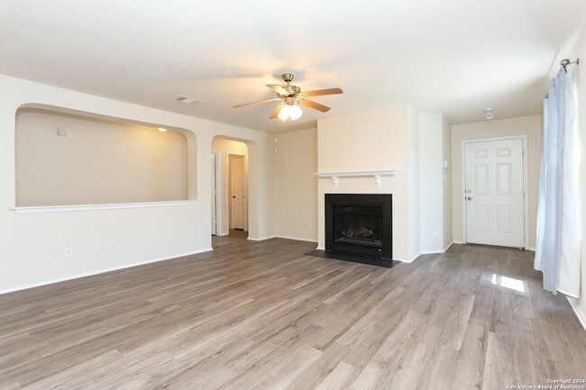 Photo - 11335 Branding Depot