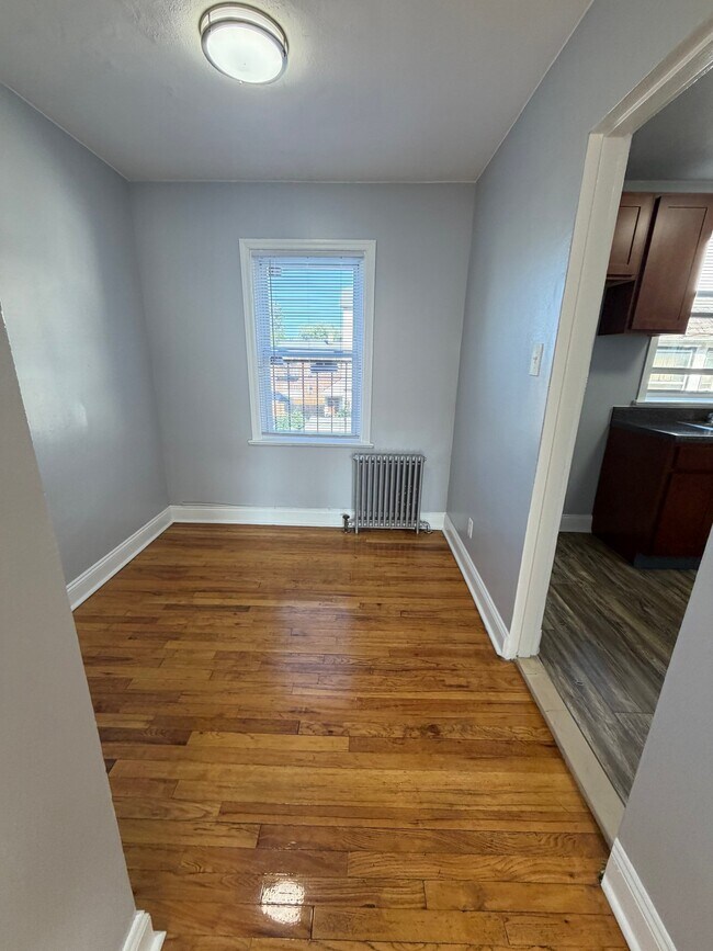 Photo - 194 Park Ave Unidad 5-B2