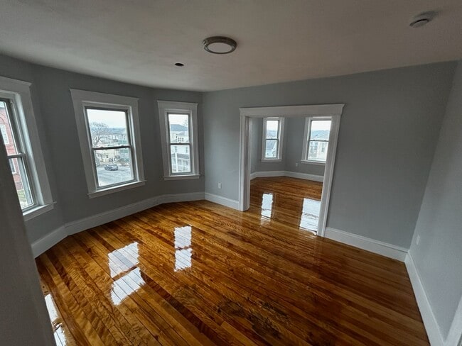 Photo - 7 Dartmouth St Unit 3