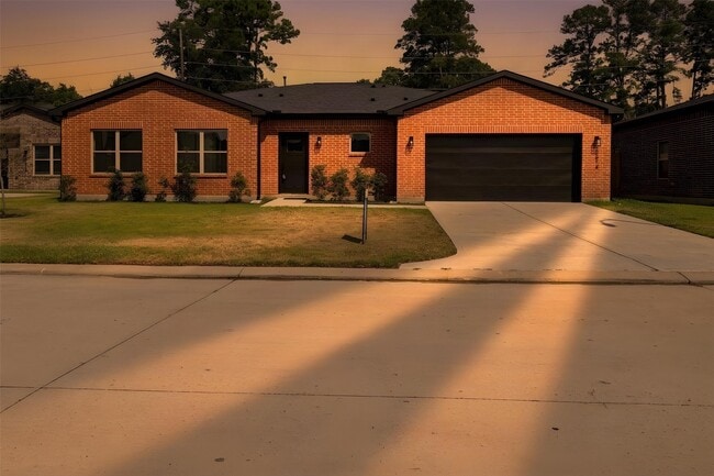 Photo - 2614 Piemonte Ave