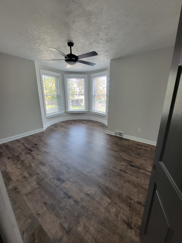 Photo - 701 W 8th St Unidad 2