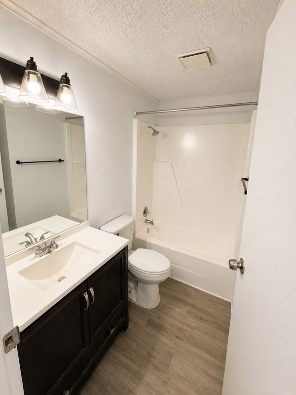 420-420 MILLS STREET, 20