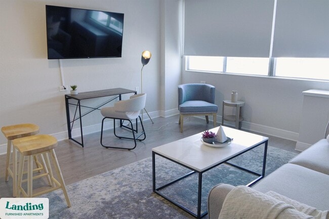 Photo - 305 Dr. M.L.K. Jr St S Unit 1107.1403525