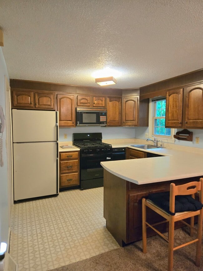 Photo - 506 Wellman Ave