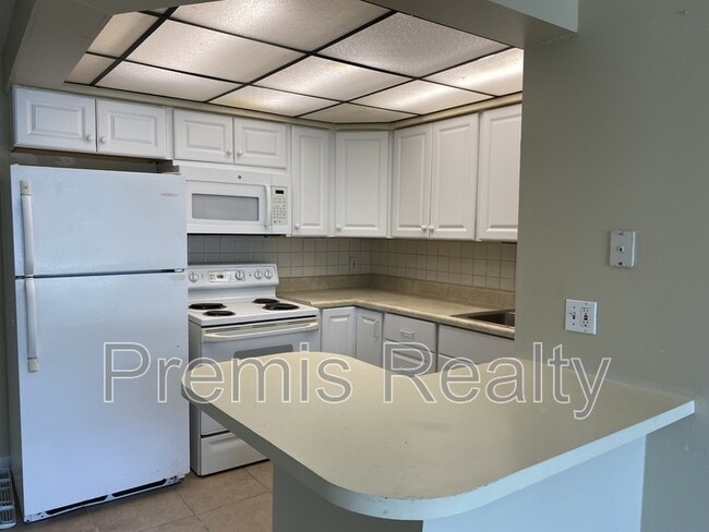 Photo - 2664 St Joseph Dr