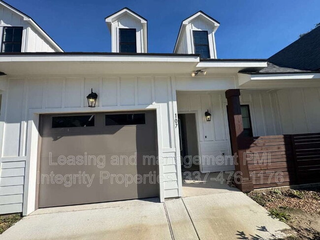 Photo - 101 Foster Grove Drive