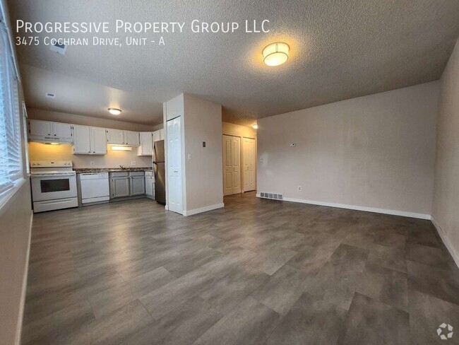 Building Photo - 3475 Cochran Dr Unit A Rental