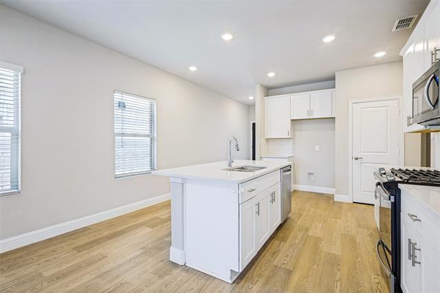 Photo - 801 McKenna Dr