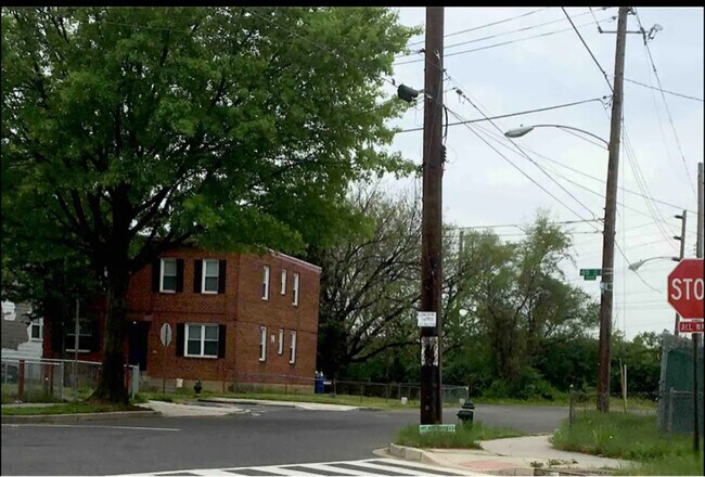 1136 45th St NE Unidad 4