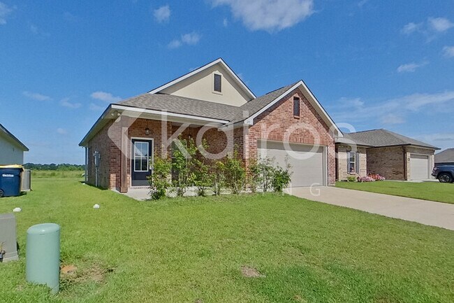 215 Peppercorn Wy