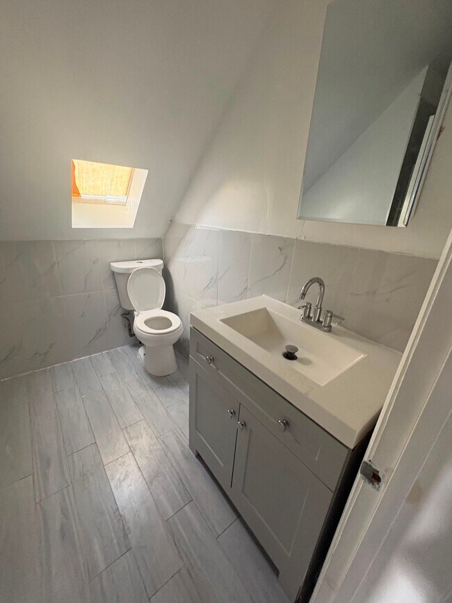 104 Buena Vista Ave Unit 1