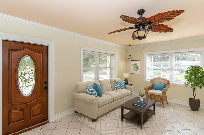 Photo - 2132 Coronet Dr