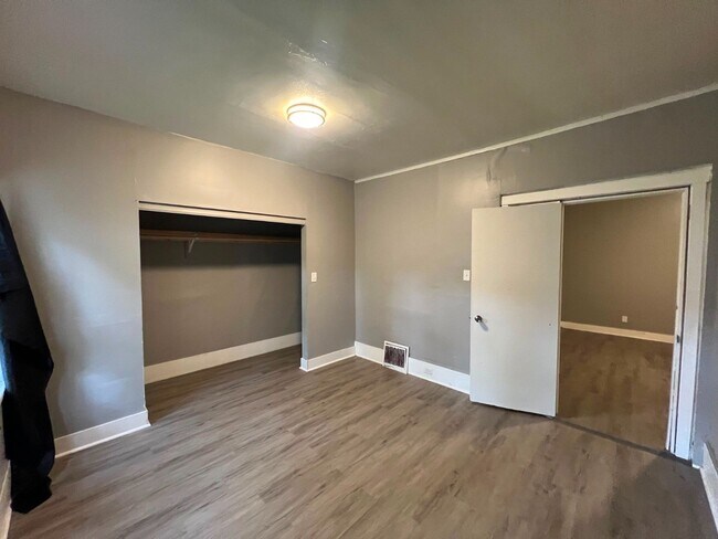 Photo - 1700 N 36th St Unit Lower