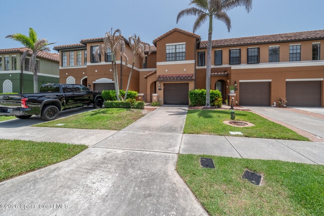 Building Photo - 733 Ventura Dr