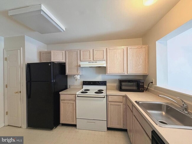 Photo - 8906 Mallard Ct