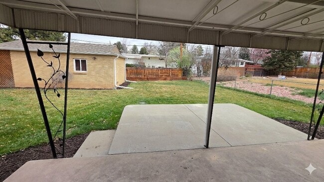 Photo - 793 W Longview Ave