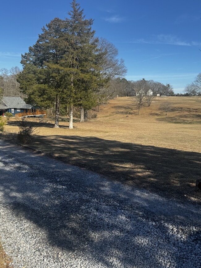 4081 Greensboro Hwy