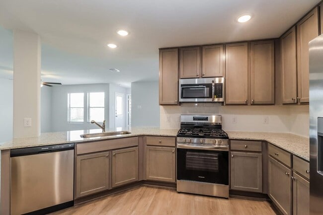 Photo - 24841 Scilla Wy