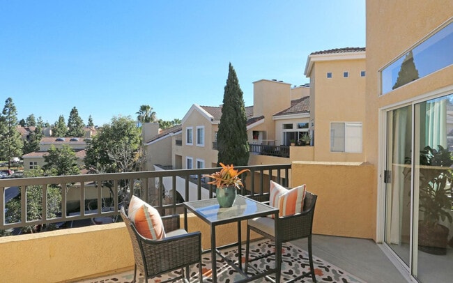 Photo - 5305 Toscana Way Unit SI ID1280596P