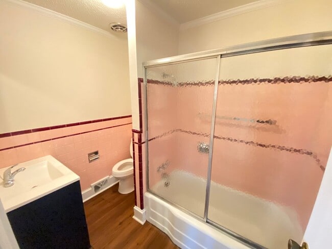 Photo - 3bd/2ba House on a Corner Lot very close t...