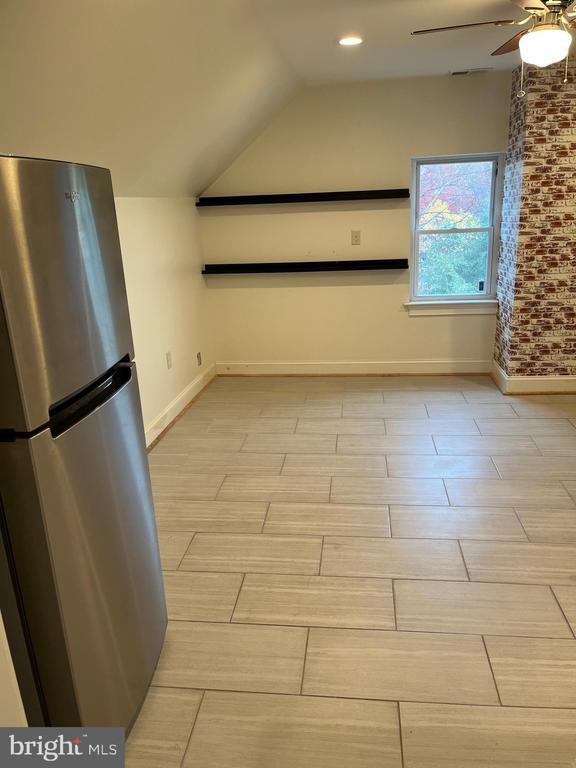 Photo - 112 E Howell Ave