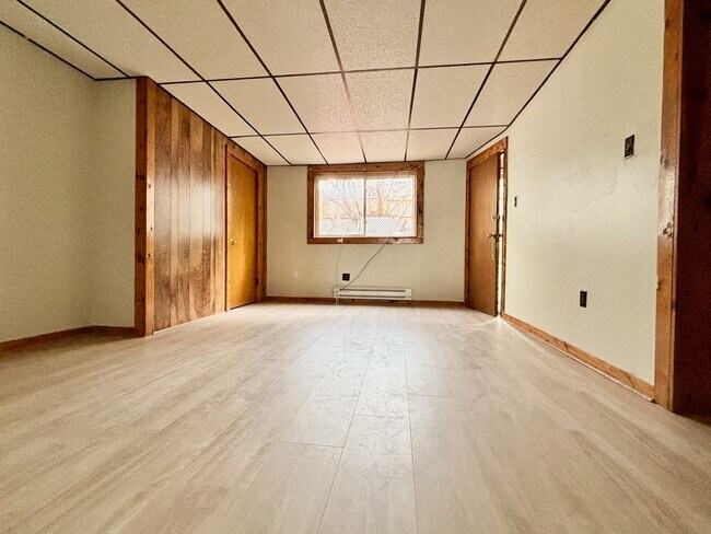 Building Photo - 21 Kosciusko Way Unit 1