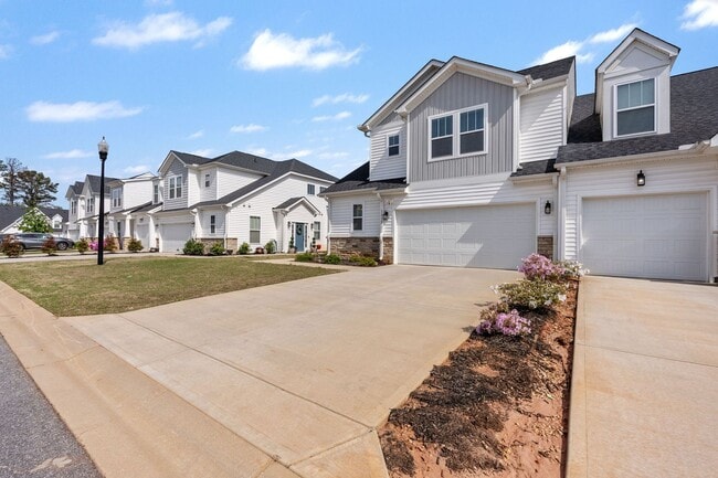 1615 Chelmsford Ct