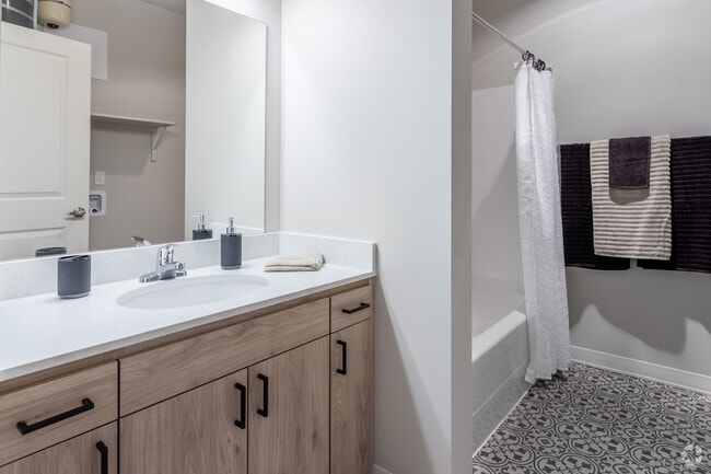 1HAB, 1BA - 728 ft² - Northplace Apartment Homes