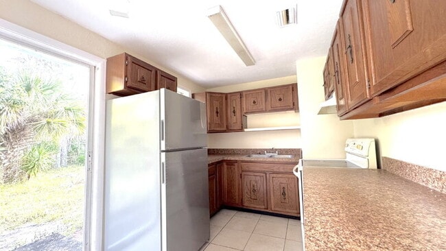 Photo - 1037 Berkshire Rd