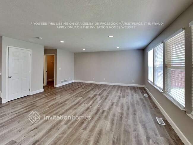 Photo - 1127 Cardinal Cir House