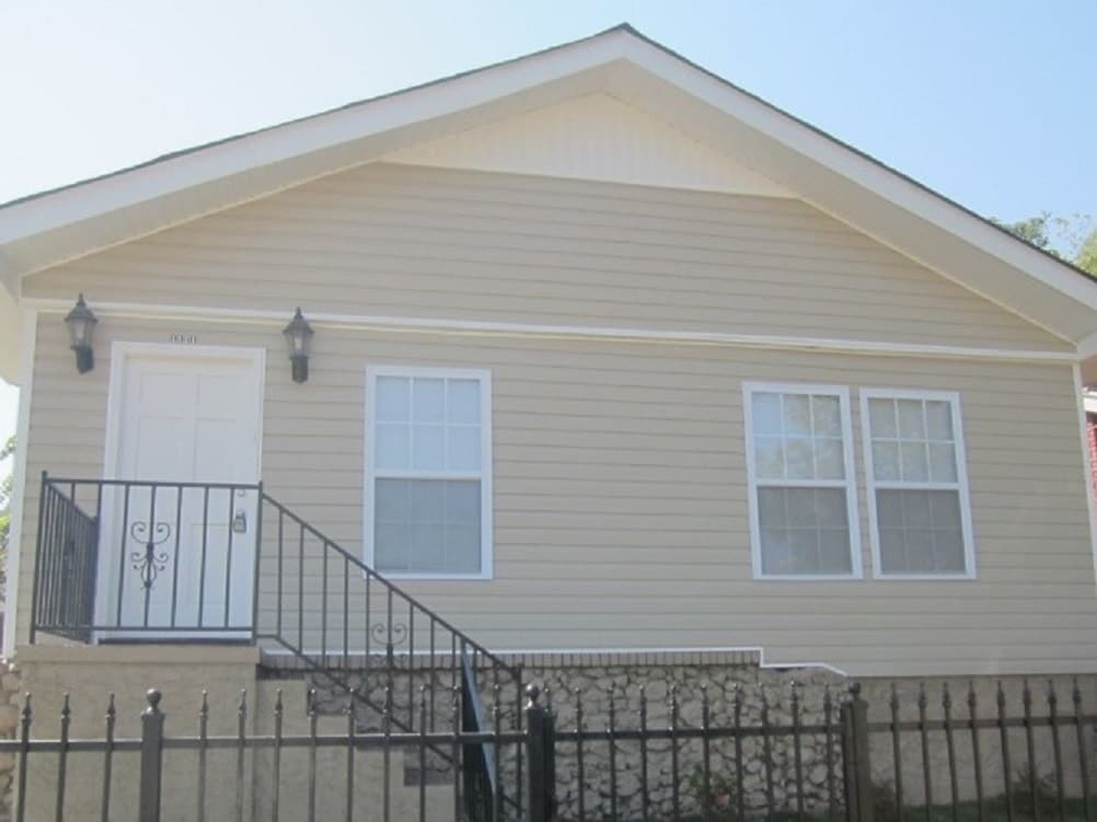 Photo - 1121 14th Ave S